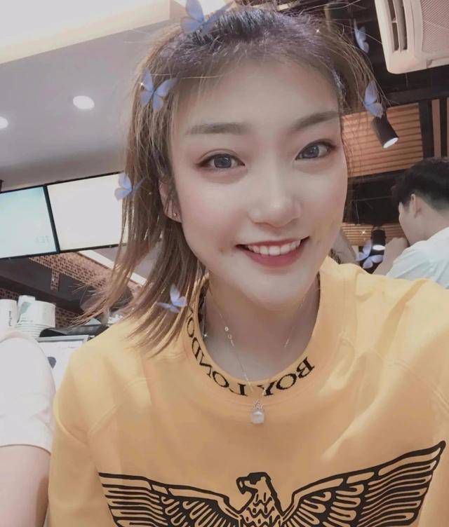 主演新剧《肯尼迪》聚焦著名政治家族 2 堪比时装周!
