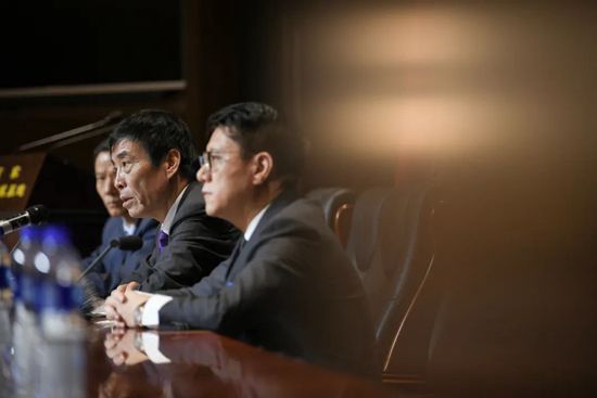 简繁英字幕