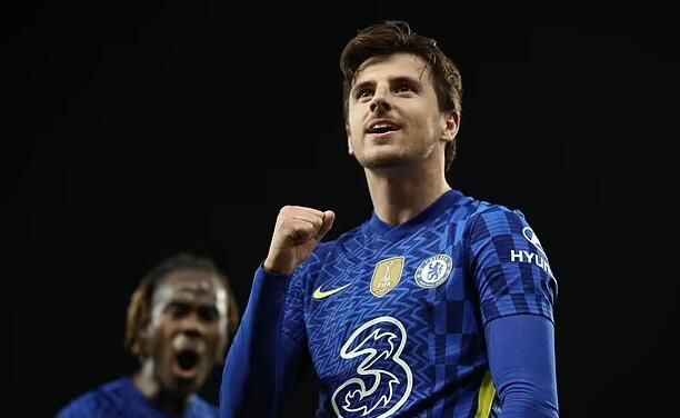 尽管戏份不多，韩寒对赛车动作的要求依旧严格。