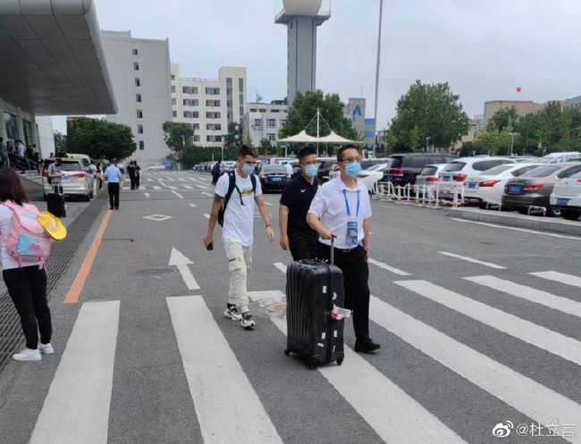 演员能有作品，我觉得这是很幸福的一件事情。